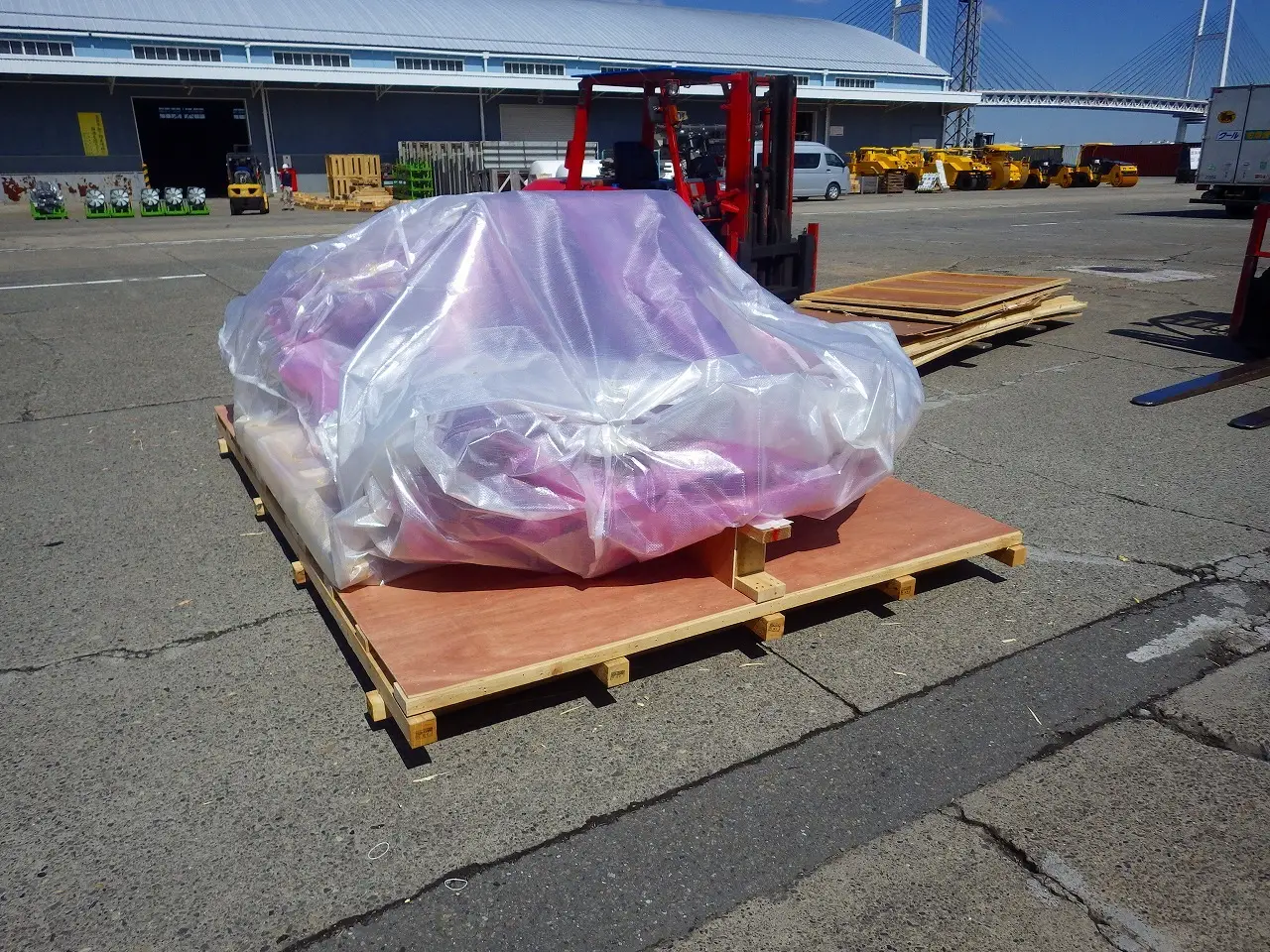 unpacking_in_progress